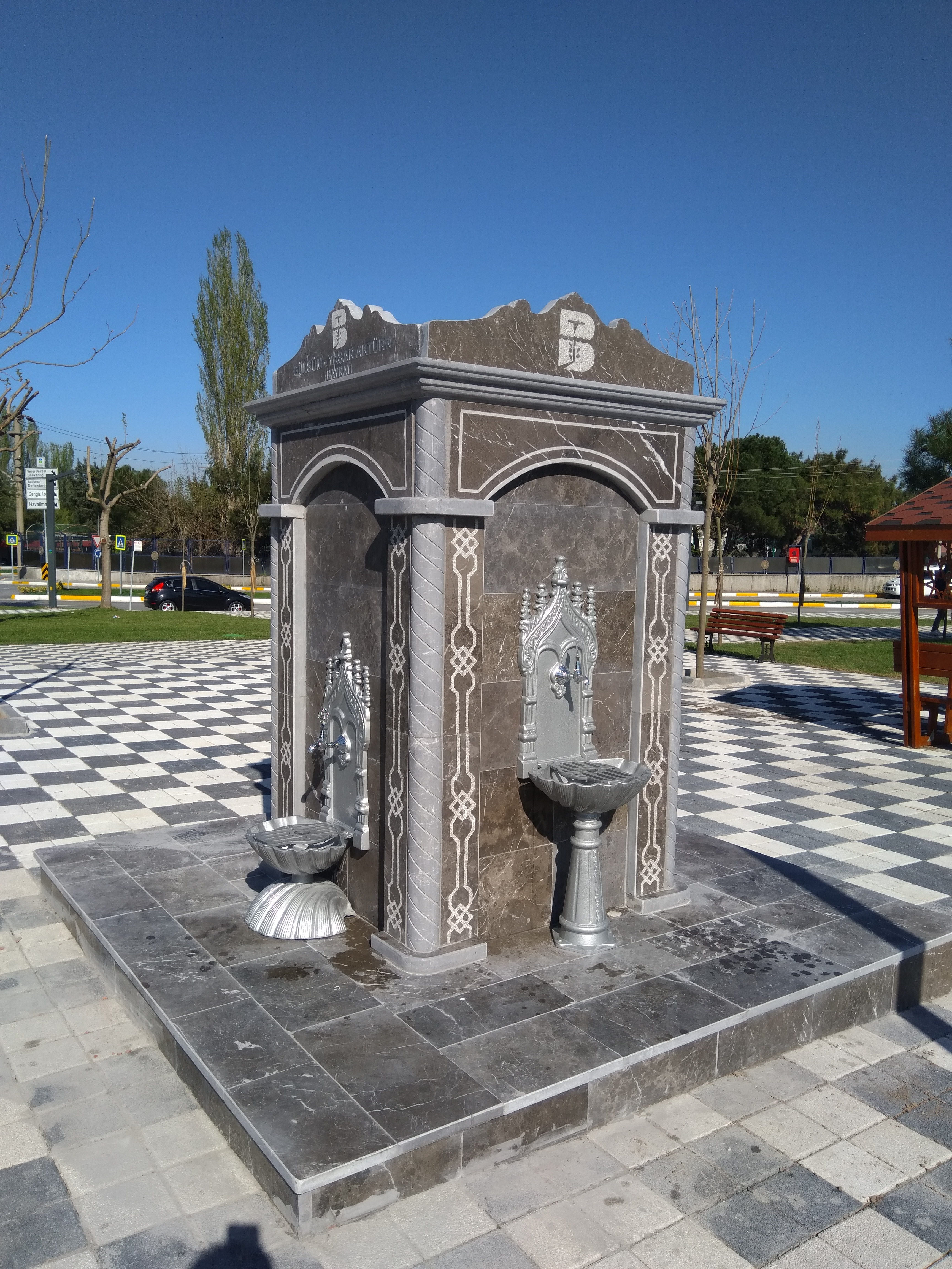 Meydan Çeşmeleri